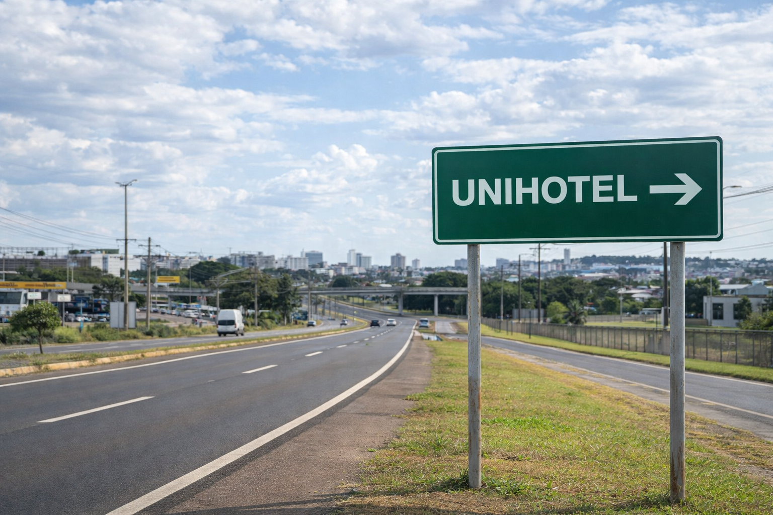 Vista de acesso viário urbano em Hortolândia para deslocamento prático